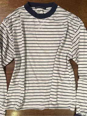 Brandy Melville Navy Trim White & Navy Striped Long Sleeve